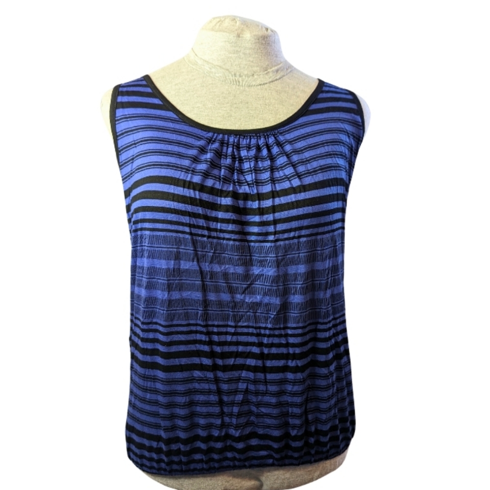 Daisy Fuentes szL blue & black striped soft sleeveless cuffed shirt EUC